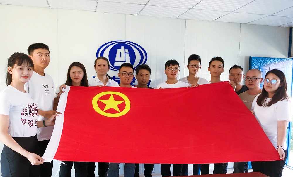 2 百年光影，五四精神，傳承歷史，熱愛奉獻(xiàn)——第四項(xiàng)目經(jīng)理部組織五四運(yùn)動(dòng)100周年精神及我的單位觀學(xué)習(xí)3.jpg